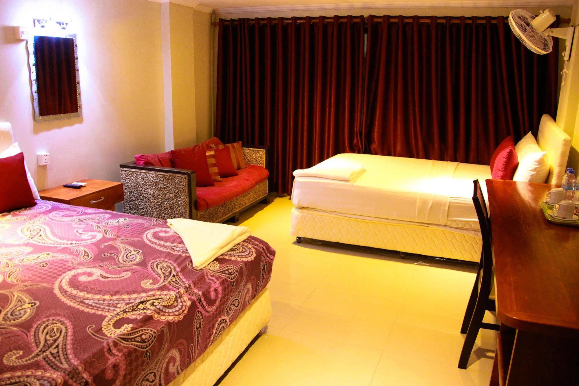 City Centre Hotel Phnom Pen Exterior foto